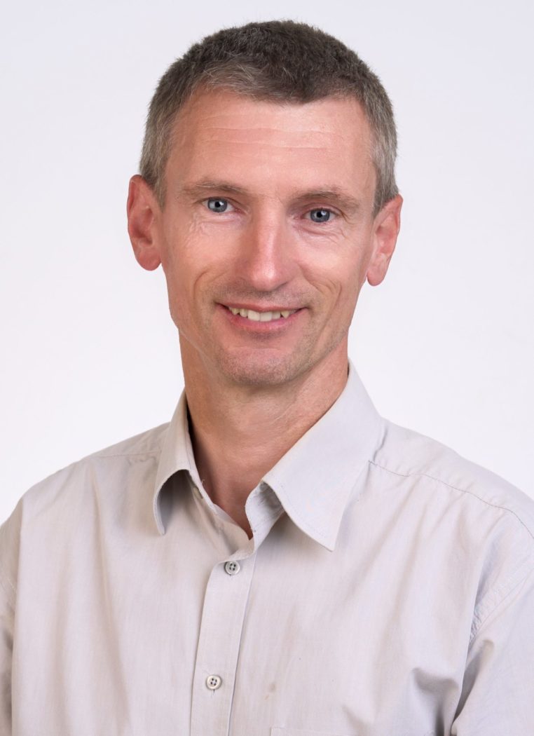 dr. Jernej Pisk