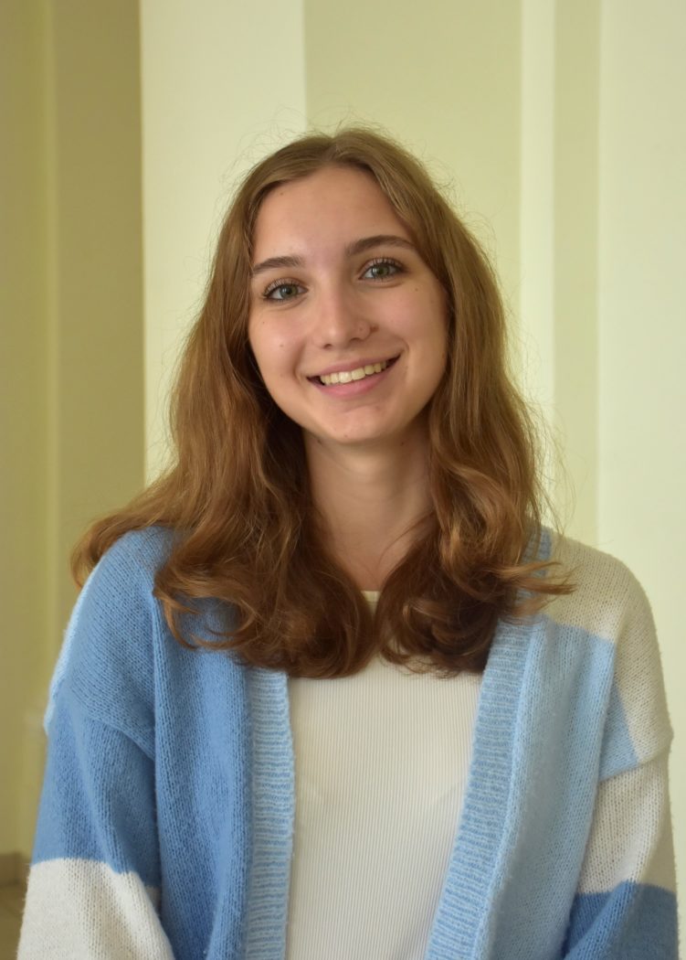 Lara Govek